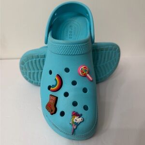 CROCS Classic Platform Clog Teal Size 7  with Colorful Charms